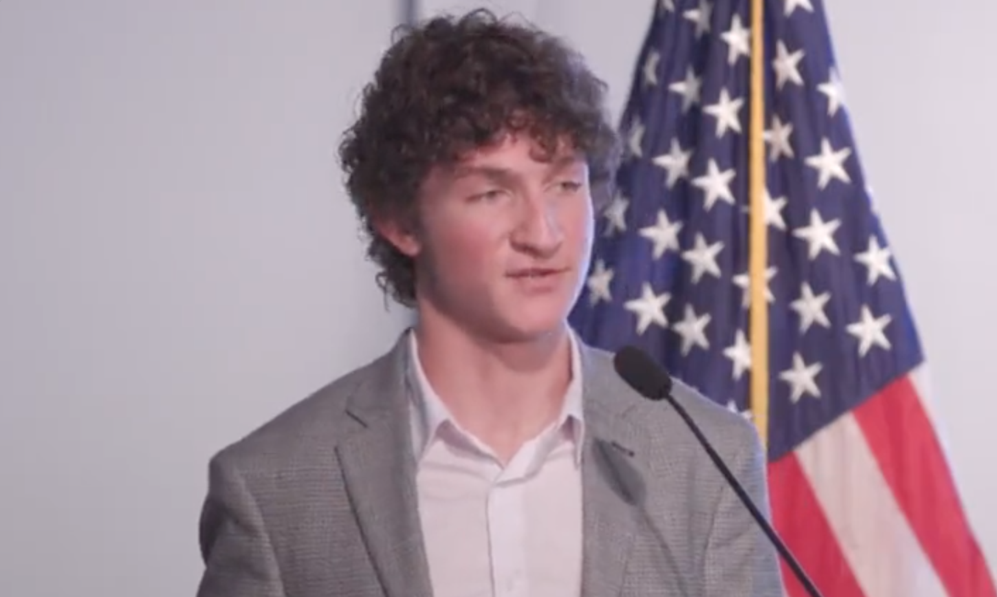 Gay high school senior delivers banned grad speech to Department of Education