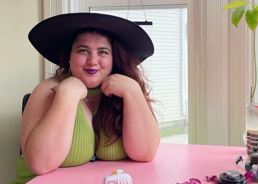 Poet witch Annie Hex is spreading love &#038; inclusion &#038; she’s an LGBTQ Nation 2022 Hometown Hero