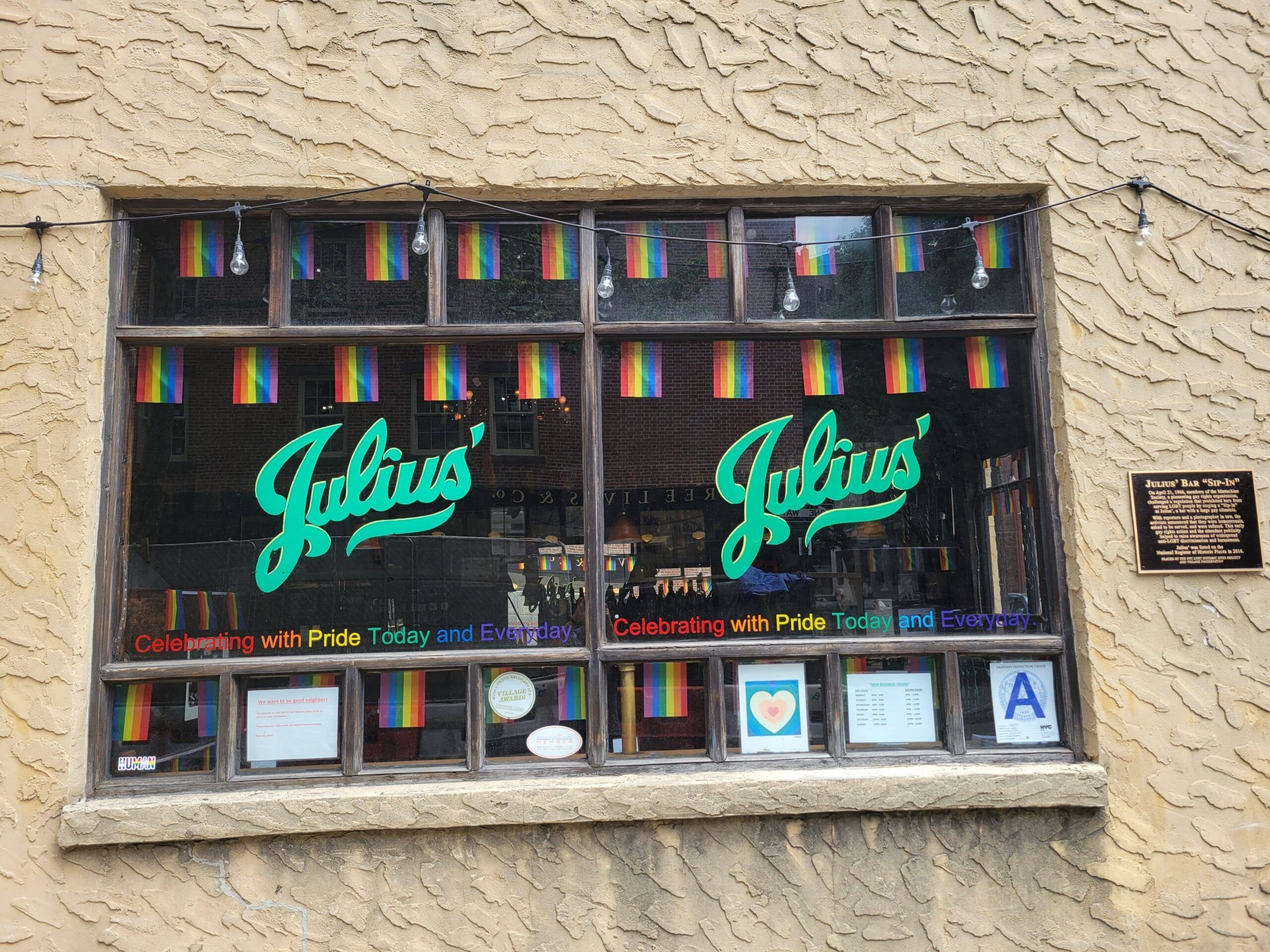 NYC&#8217;s oldest LGBTQ+ bar Julius’ was just declared a landmark