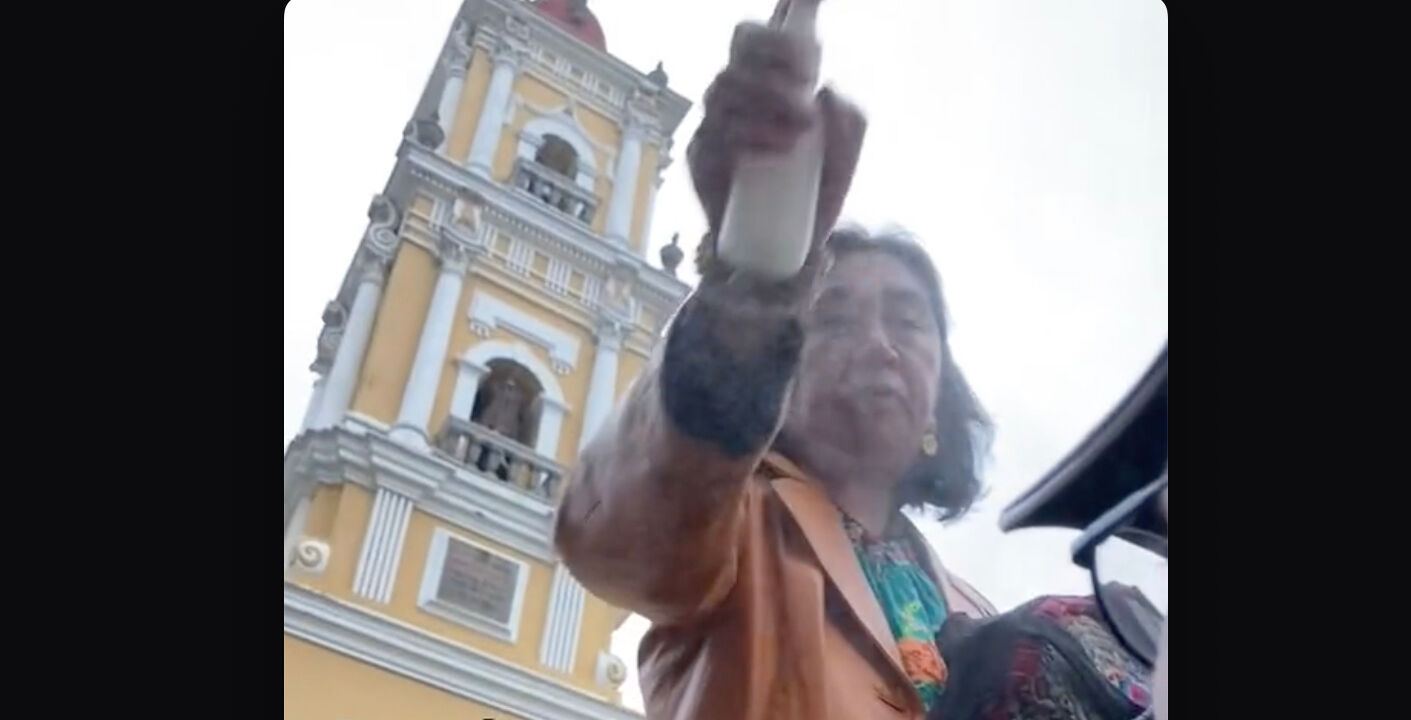 Church woman sprays gay couple with holy water: &#8220;Get out right now!&#8221;