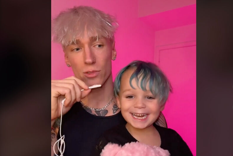 Dad shares video of son getting a mani-pedi after teacher told him it was “only for girls” Dad shares video of son getting a mani-pedi after teacher told him it was “only for girls”