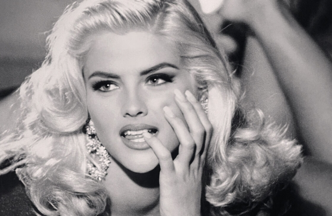 Anna Nicole Smith’s friends claim she was sexually fluid