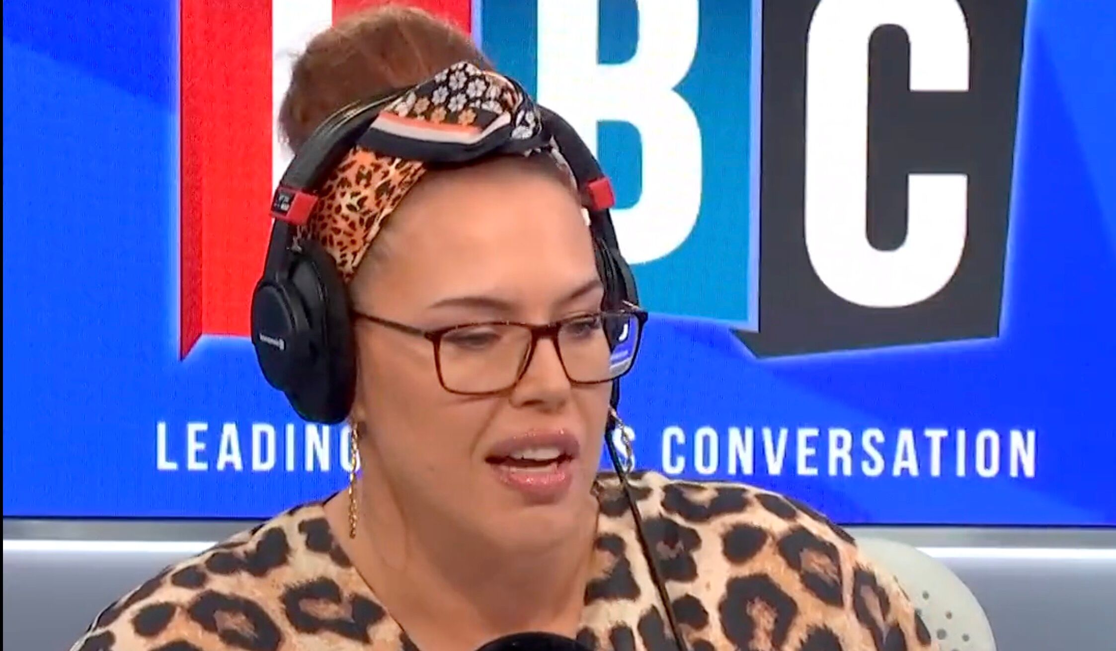 UK official blasted for demanding investigation into student who identifies “as a cat”