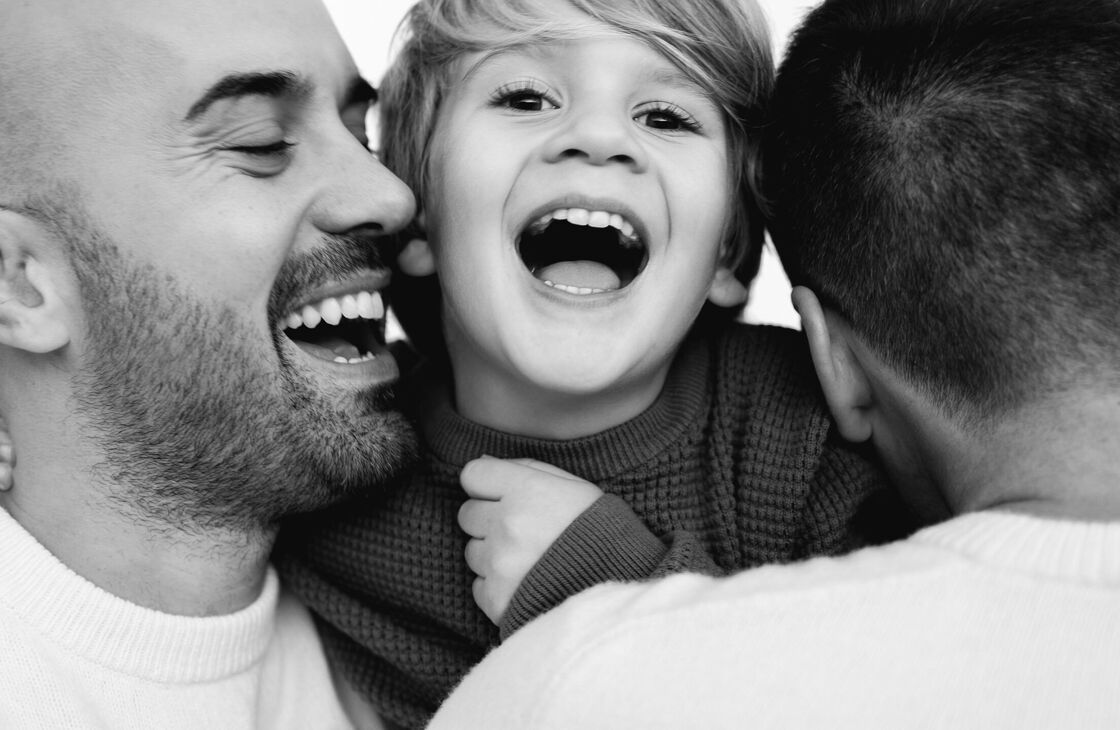 LGBTQ+ parents need to safeguard their parental rights. A new report explains how to do that.