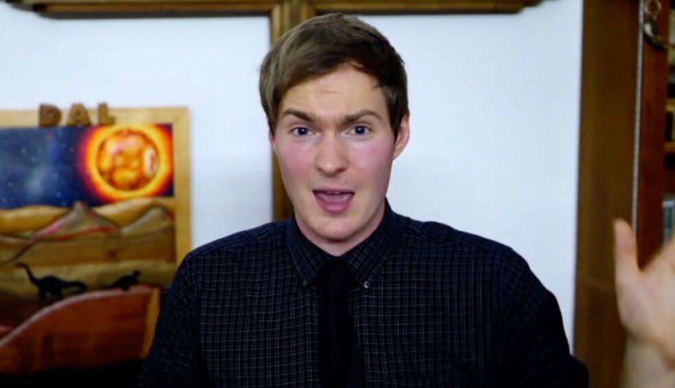 Hate pastor cites fake meme as “proof” that LGBTQ+ people are all pedophiles