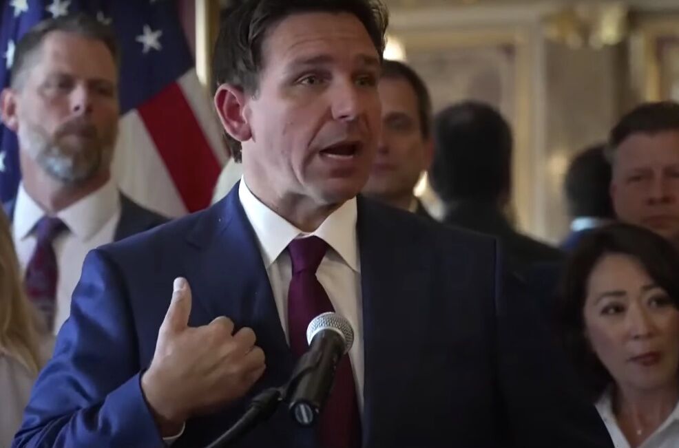 Six big-name publishers sue Ron DeSantis’ Florida over “unconstitutional” book-banning law