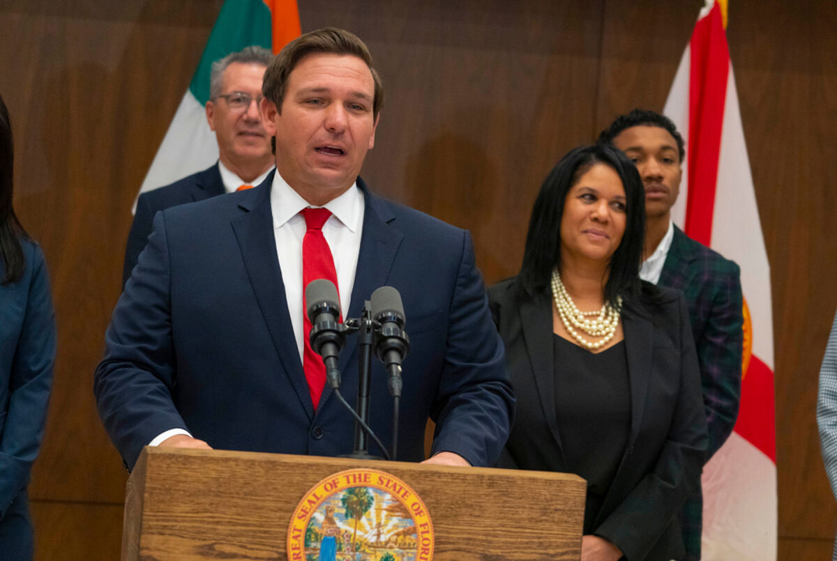 Rightwing propaganda outlet PragerU’s materials approved for schools in Ron DeSantis’ Florida (lgbtqnation.com)
