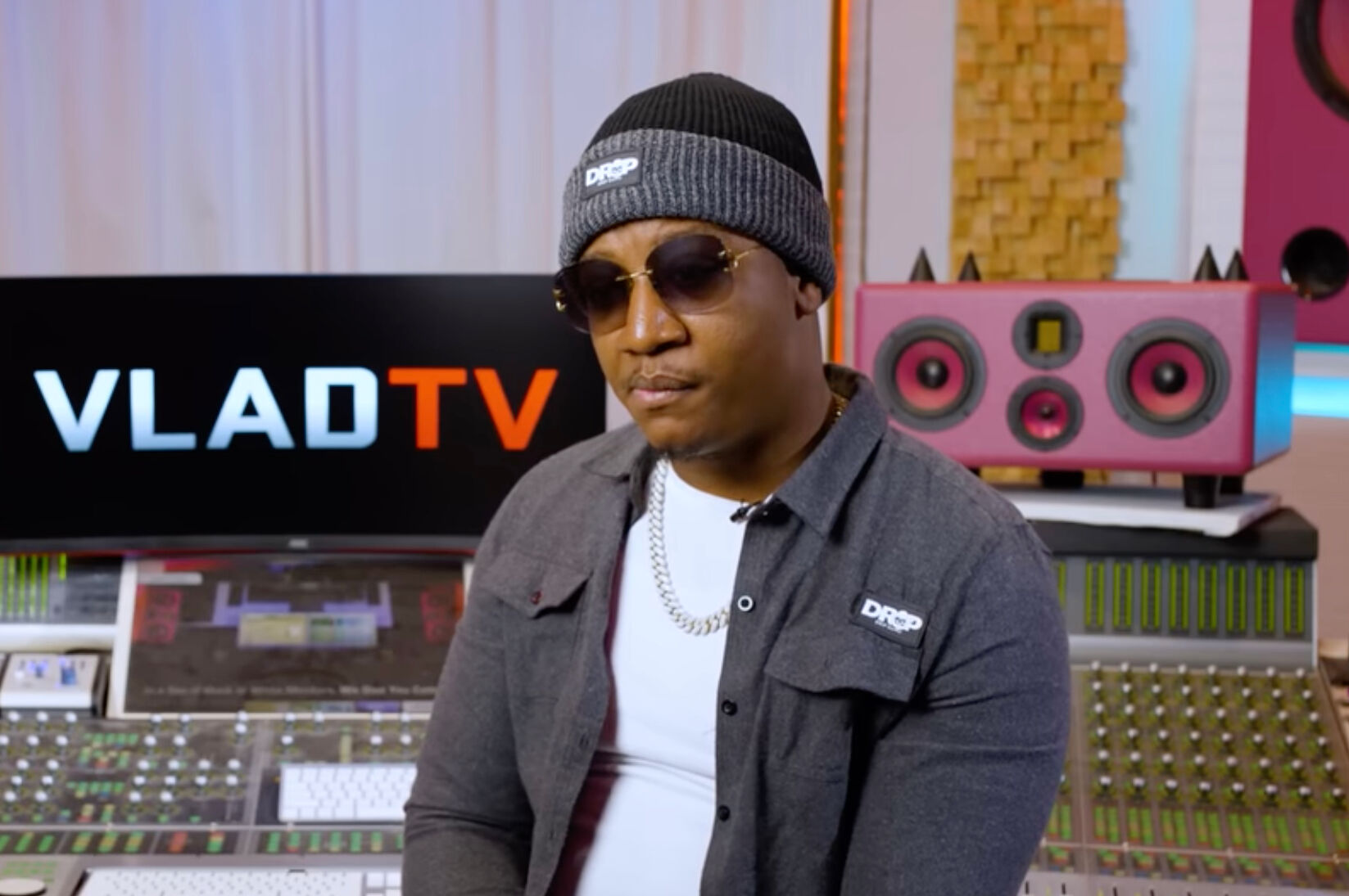 Rapper won't perform for LGBTQ+ people because he's afraid of men's  "lustful eyes" & "nipples out" - LGBTQ Nation