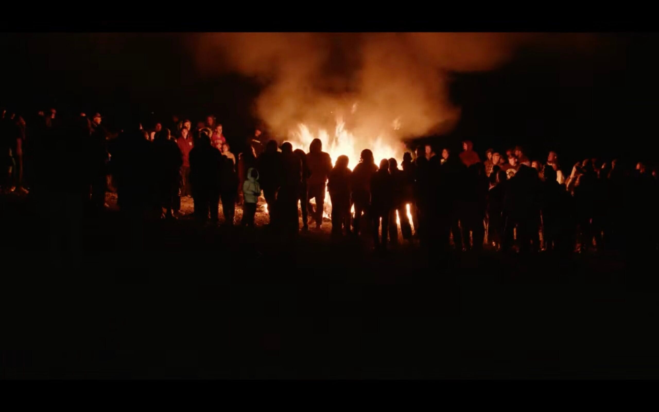 Hate pastor burns Halloween books to rid the world of witchcraft & livestreamed it all - Vimarsana News