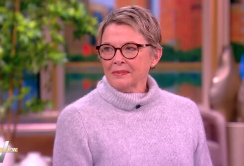 Annette Bening calls on Republicans to stop stoking anti-trans hatred