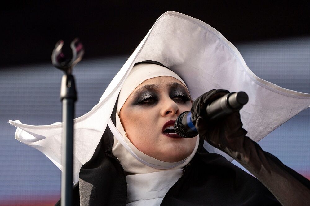 Chappell Roan performs during Hinterland Music Festival on Sunday, Aug. 4, 2024 in St. Charles.