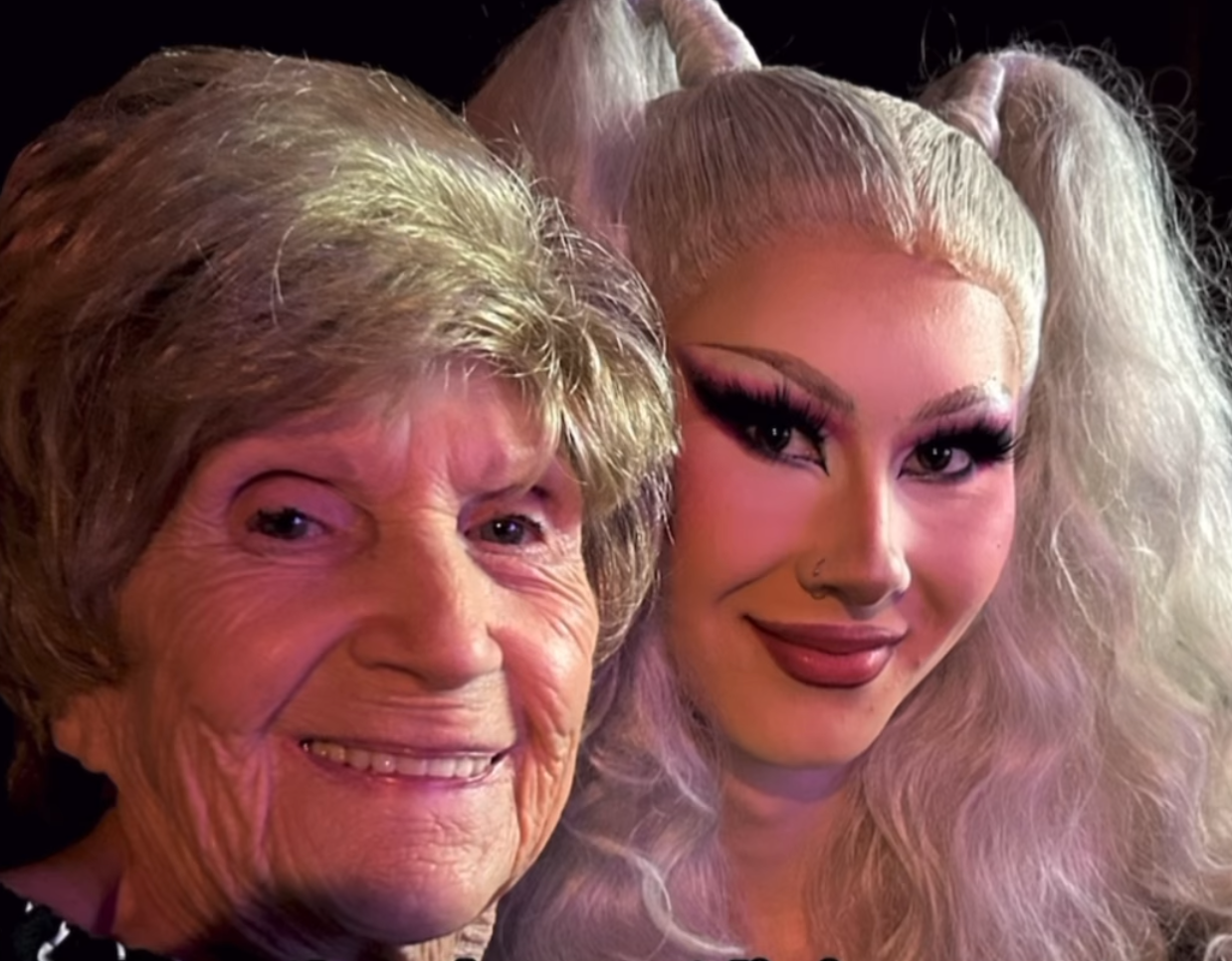 A trans woman came out to her greatgrandma & her response is melting
