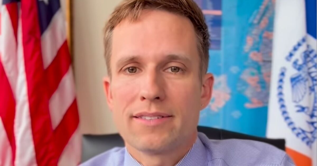 This gay politician just set a fundraising record as he files for congressional run - LGBTQ Nation