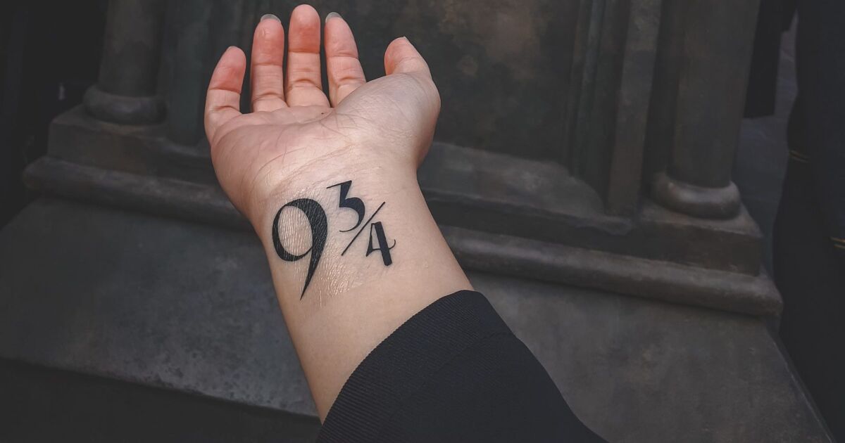 Laser clinic offers major discount to get rid of Harry Potter tattoos: "I hate JK Rowling" - LGBTQ Nation