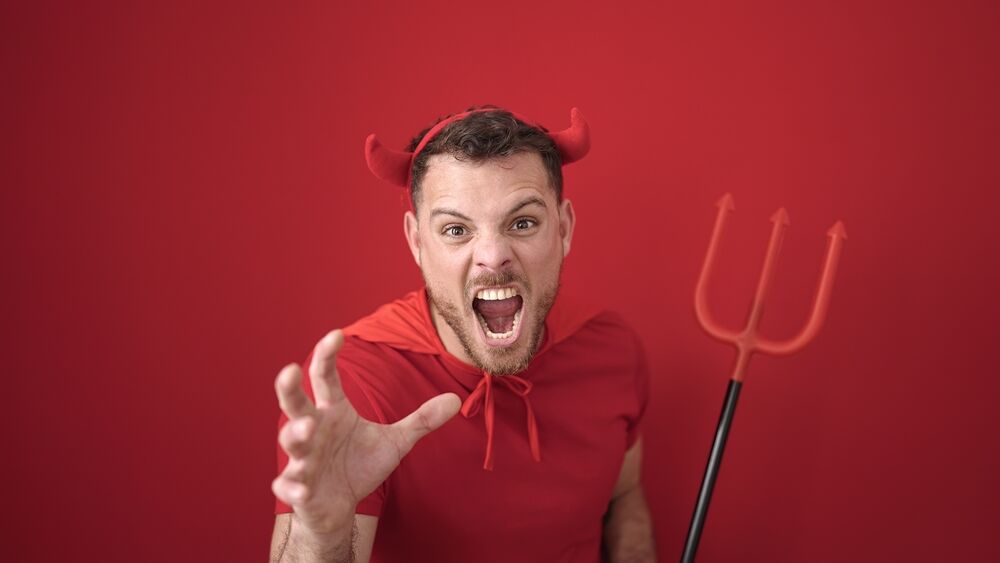 Florida investigates teacher for telling anti-LGBTQ+ governor to "go to Hell" - LGBTQ Nation