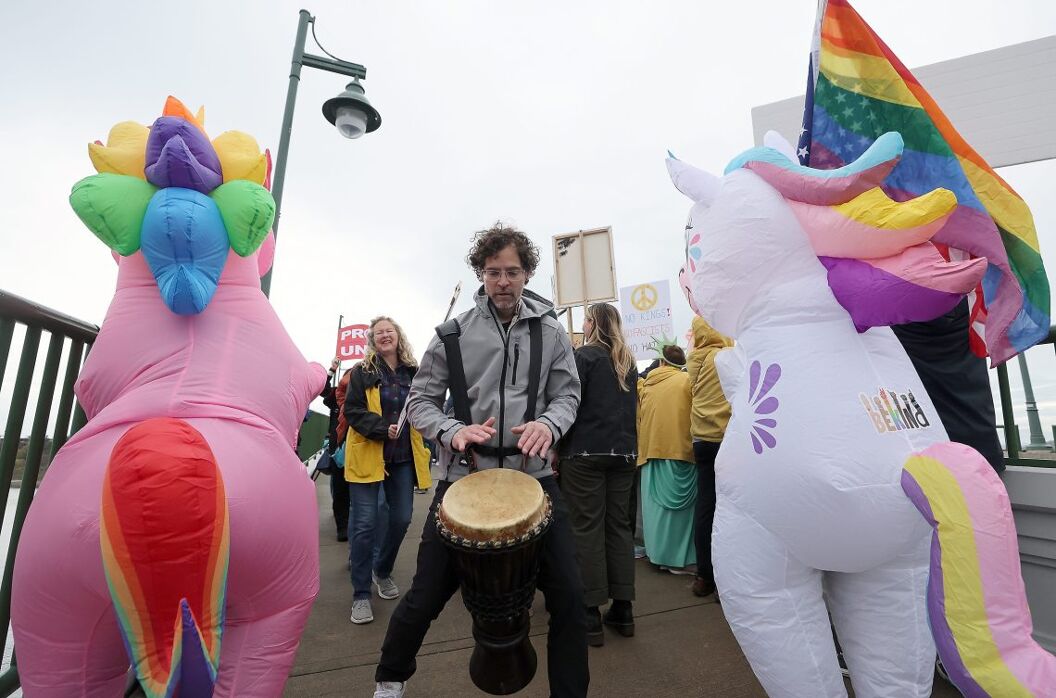 No Kings protest at the Manette Bridge in Bremerton on Saturday, Oct. 18, 2025.